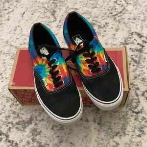 Vans - Black and Tie Dye